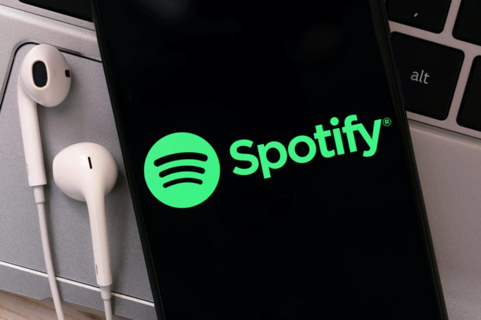 Spotify ganha mais usuários e alcança 182 milhões