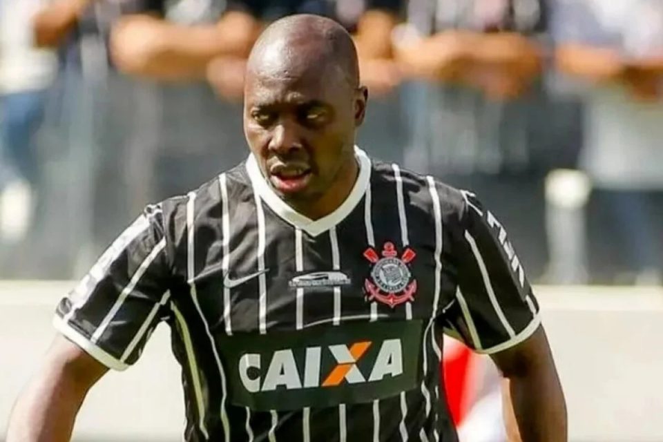 Rincón, ex-jogador de futebol, morre aos 55 anos na Colômbia