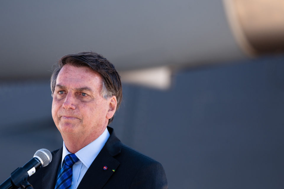 Bolsonaro diz que agências reguladoras criam dificuldade