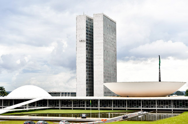 Congresso trava projetos polêmicos em ano eleitoral