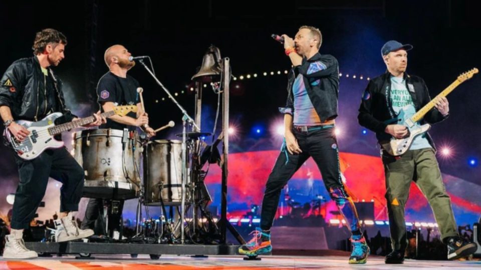 Coldplay anuncia novos shows no Brasil; veja datas