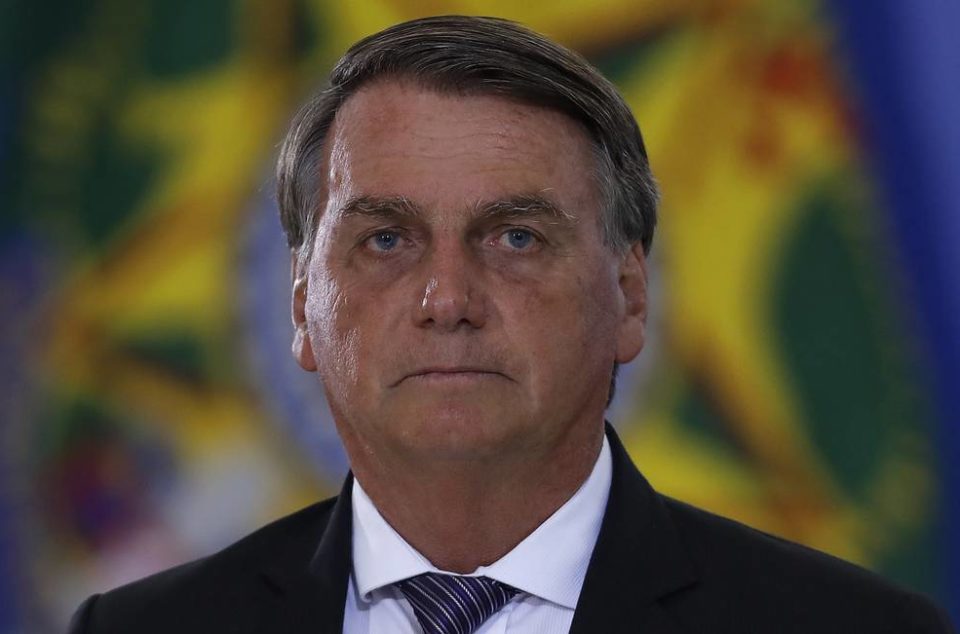 Bolsonaro: Petrobras causará ‘revolta nacional’ se combustível subir