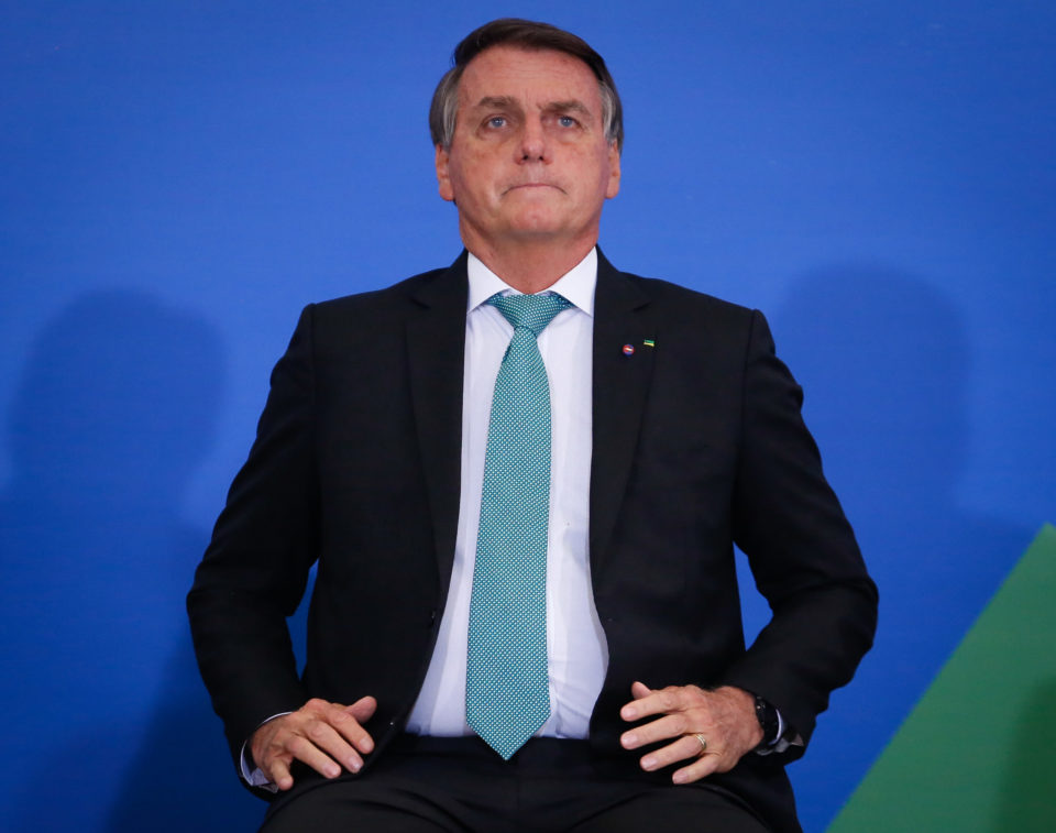 Custo eleitoral da inflação faz Bolsonaro demitir ministro