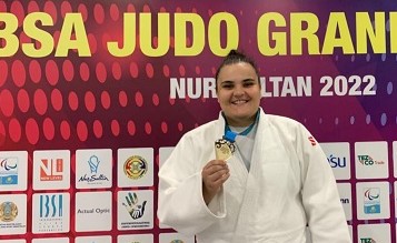 Rebeca Silva conquista medalha de ouro na Ásia