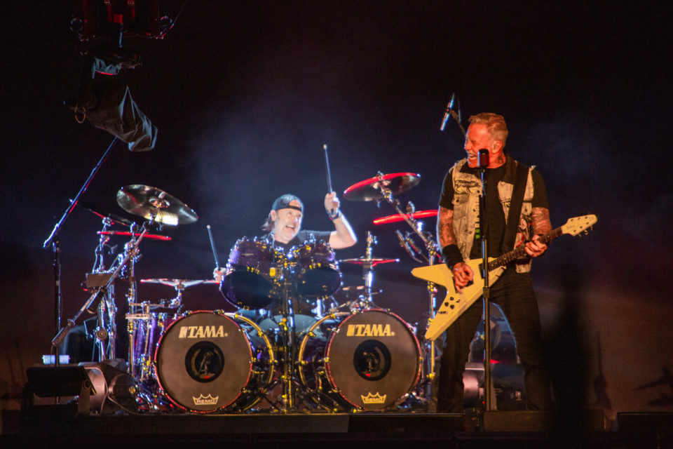 Metallica faz show poderoso para 70 mil em São Paulo