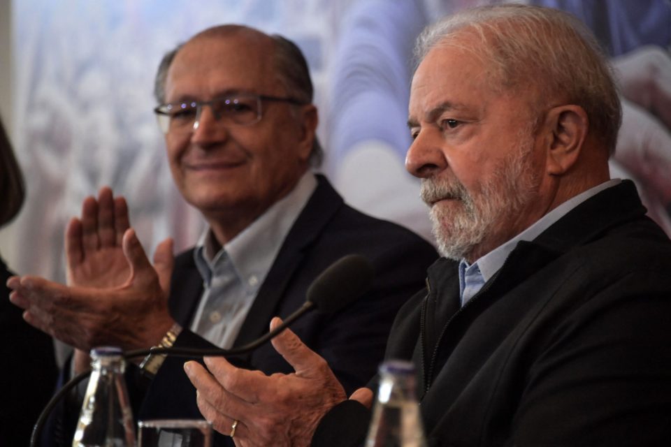 Nova prévia de programa de Lula recua em reforma da CLT