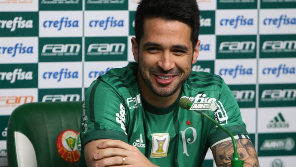 Luan se vê pronto para ajudar o Palmeiras após grave lesão