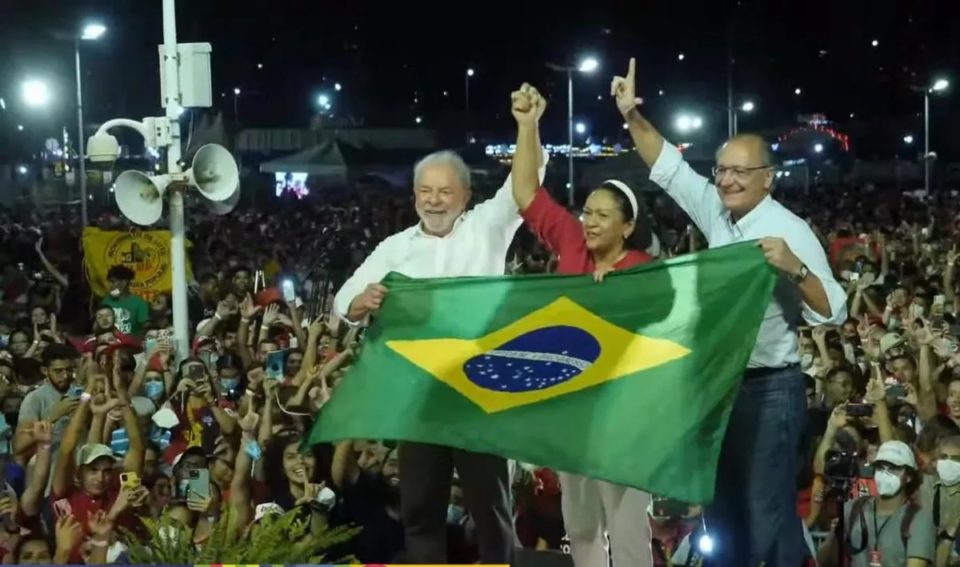 Em Natal, Alckmin é vaiado em ato de apoio a Lula