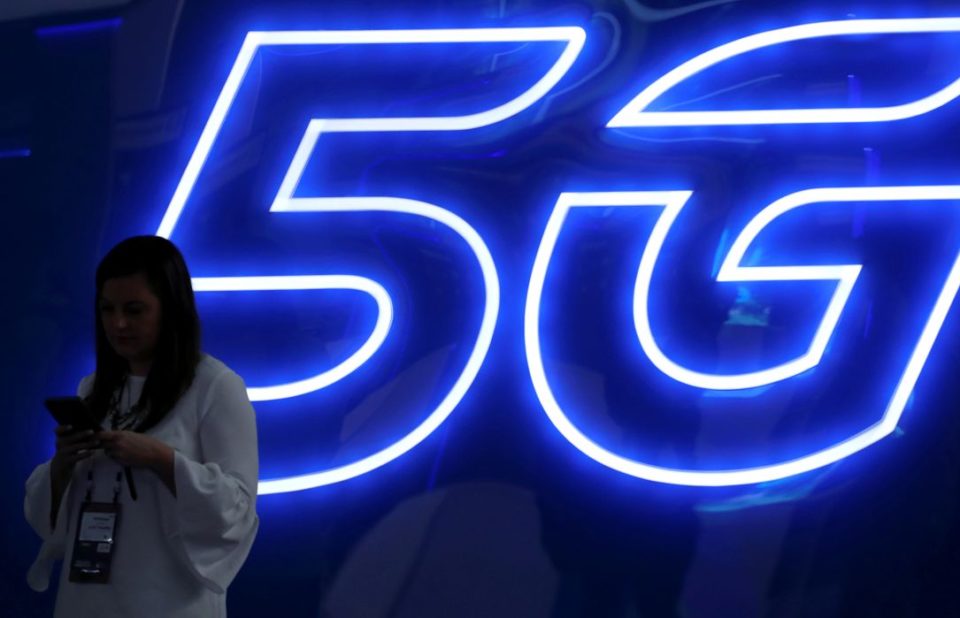 Anatel aprova mais 60 dias para início da implantação do 5G