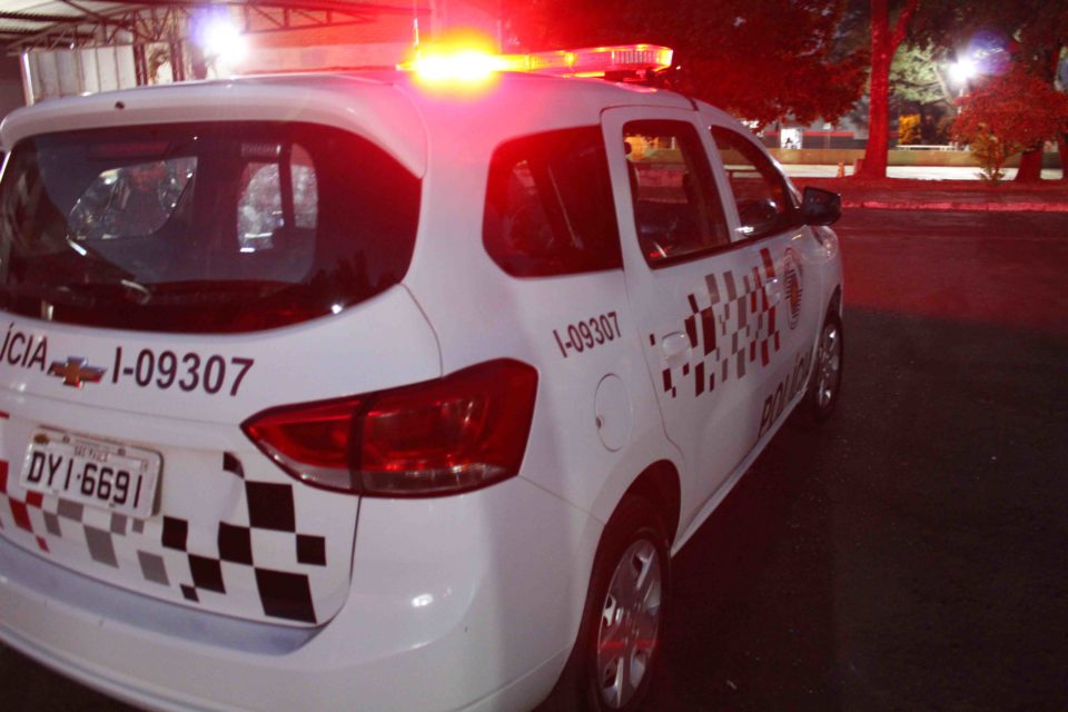 Motorista de app é assaltada por dupla na zona Sul