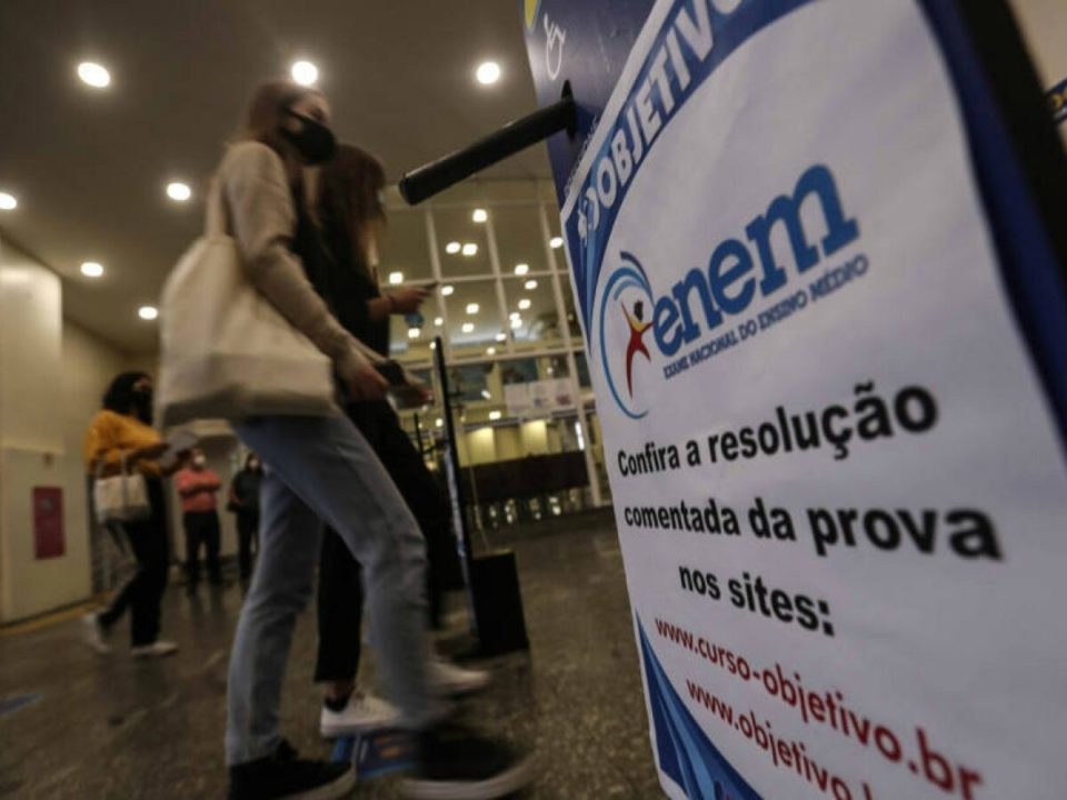 Enem 2022 registra o 2º menor número de inscritos da história