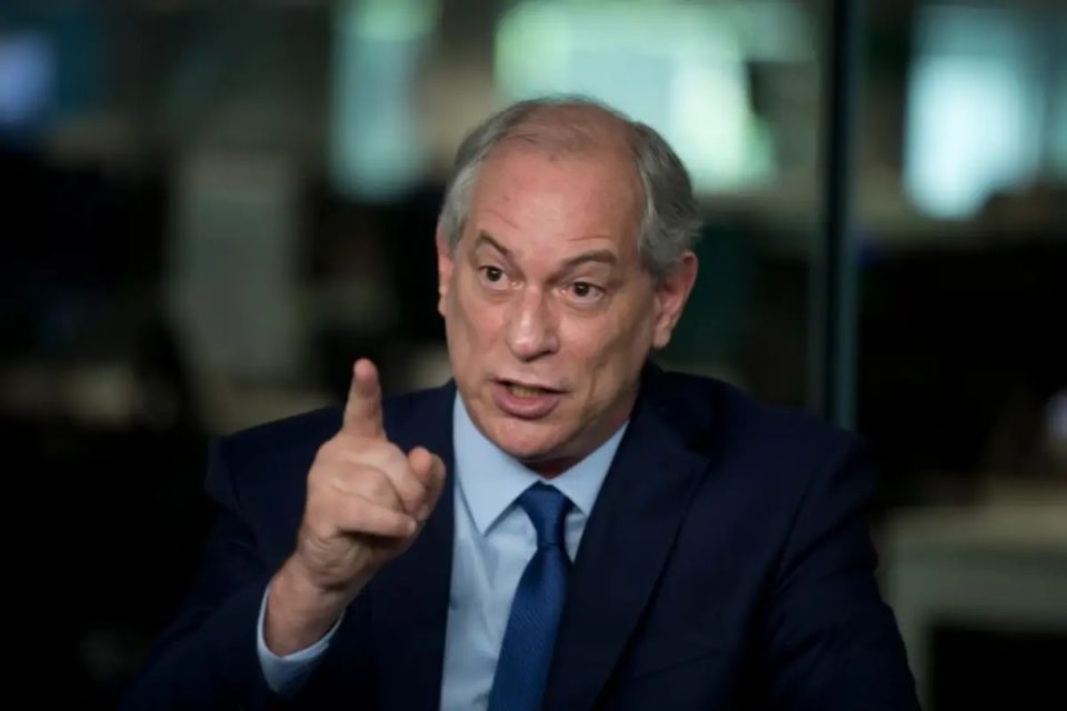 Brasil ‘vai amanhecer em guerra’ se Lula for eleito, diz Ciro