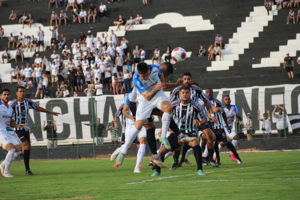 MAC vence Comercial fora de casa pela Copa Paulista