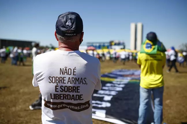 Maior grupo armado do País, CACs lançam 34 candidatos