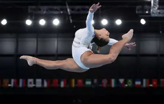 Rebeca Andrade e Flávia Saraiva faturam ouro no Pan de ginástica