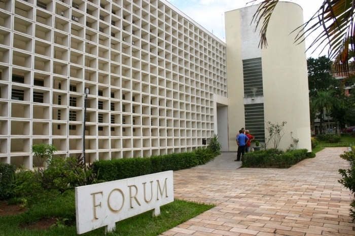 Faculdade é condenada a pagar saldo devedor do Fies