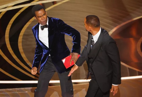 Will Smith pede desculpas a Chris Rock por tapa no Oscar