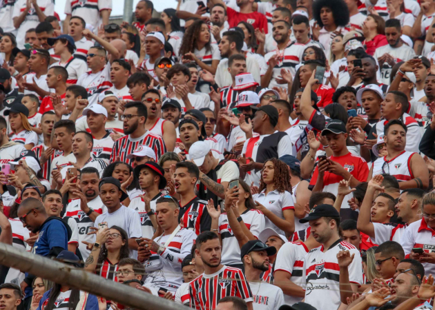 Polícia abre inquérito contra torcedores do São Paulo