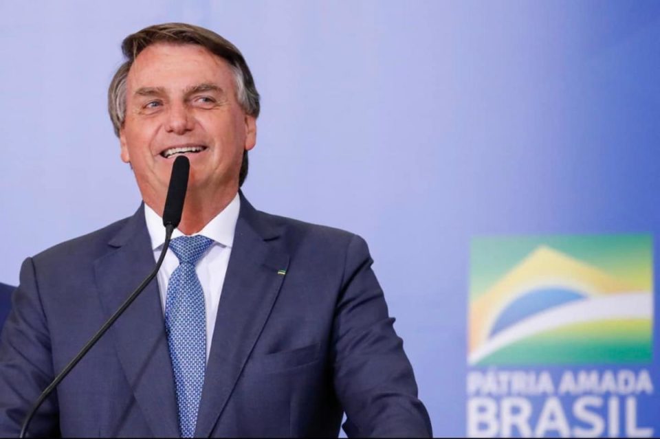 A princípio, a ideia é ir aos debates, diz Bolsonaro