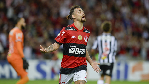 Flamengo volta a sonhar em vencer ‘tudo’