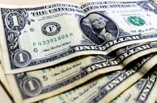 Dólar cai pelo quarto pregão seguido e se aproxima de R$ 5,10