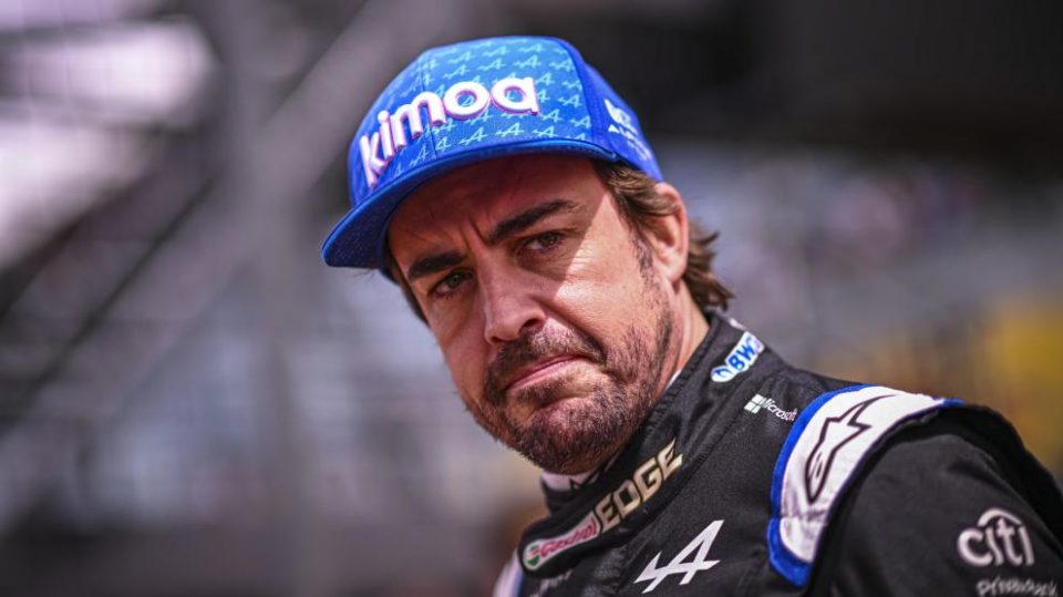 Alonso deixa Alpine para substituir Vettel na Aston Martin