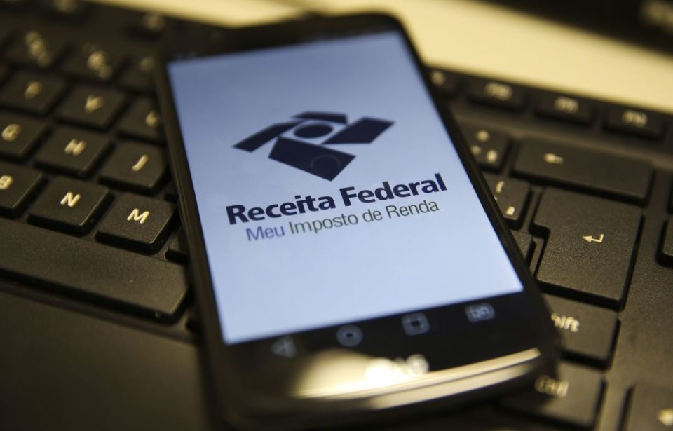 Corrigir Imposto de Renda pode custar até R$ 226,8 bilhões