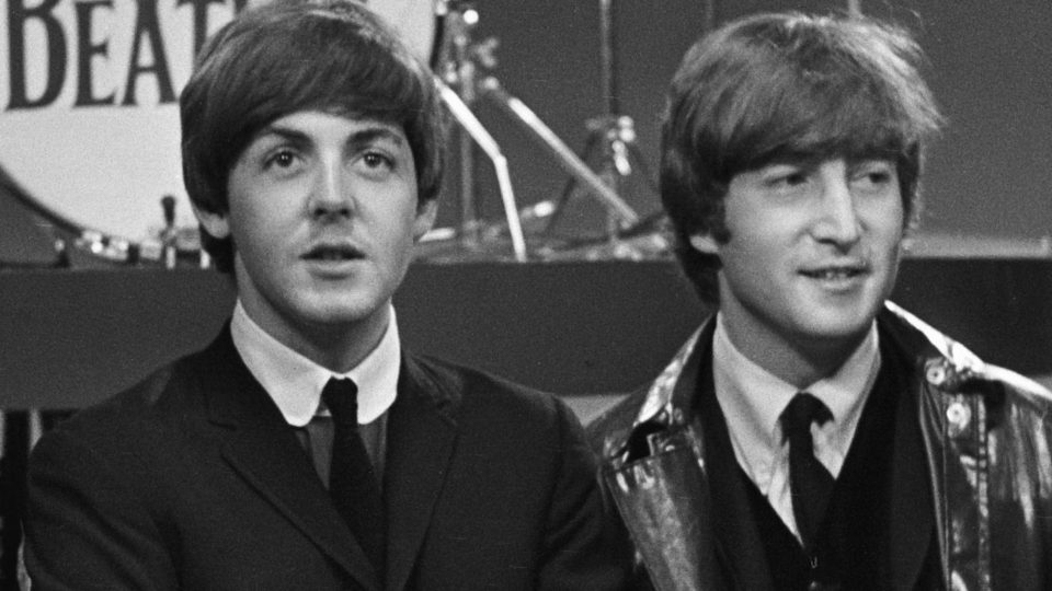 Carta raivosa de John Lennon para Paul McCartney vai a leilão