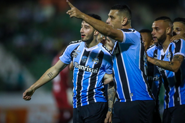 Grêmio bate o Guarani e vira vice-líder da Série B