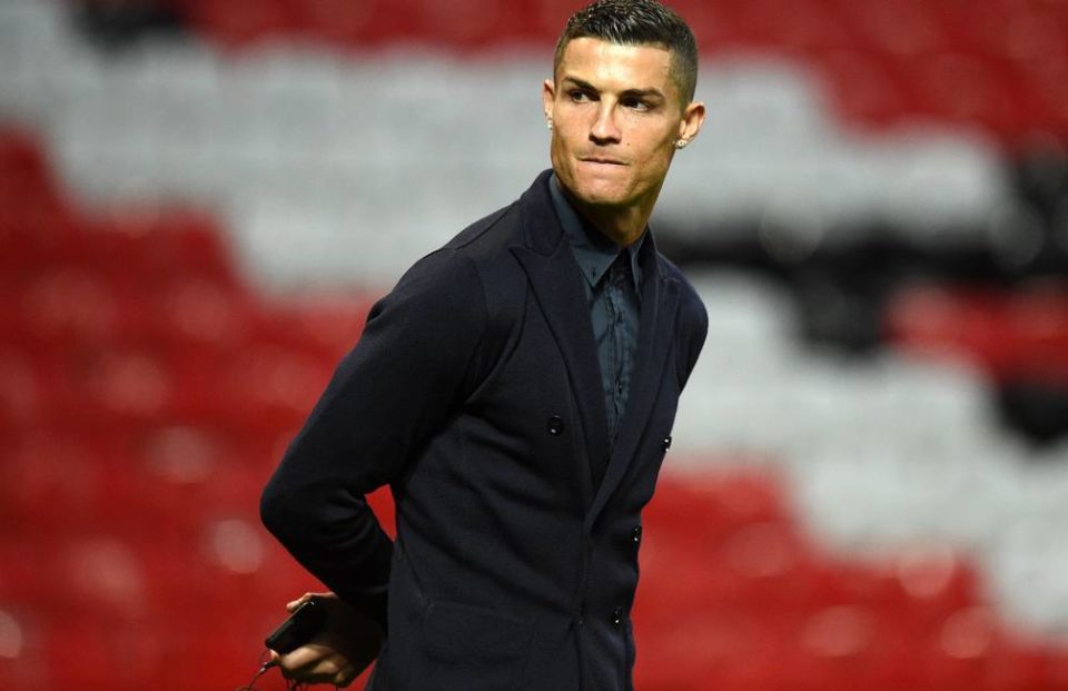 Cristiano Ronaldo promete revelar verdade e detona imprensa