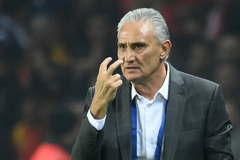 Tite pede punição por caso de racismo em amistoso