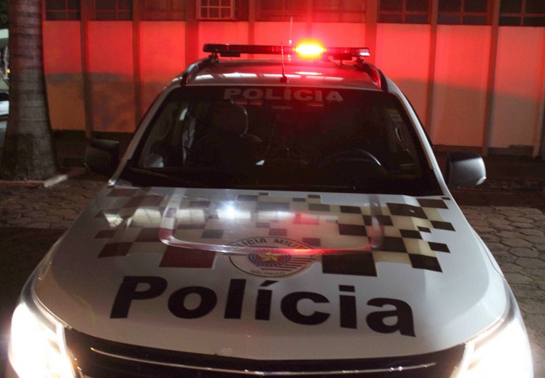 Adolescente é flagrado com drogas e dinheiro na zona Norte