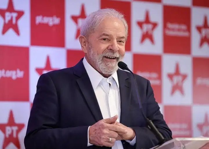 Lula decide não divulgar versão final do seu plano de governo