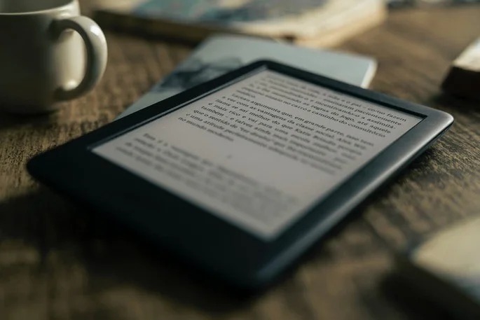Amazon lança 11ª geração de Kindle com novas cores