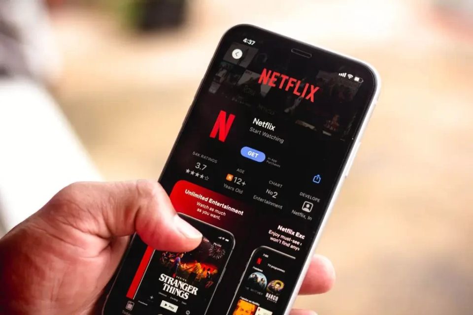 Netflix planeja lançar plano com anúncios em novembro