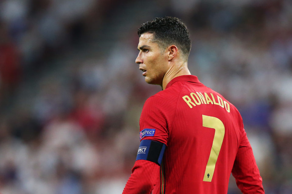 FA acusa Cristiano Ronaldo de comportamento violento