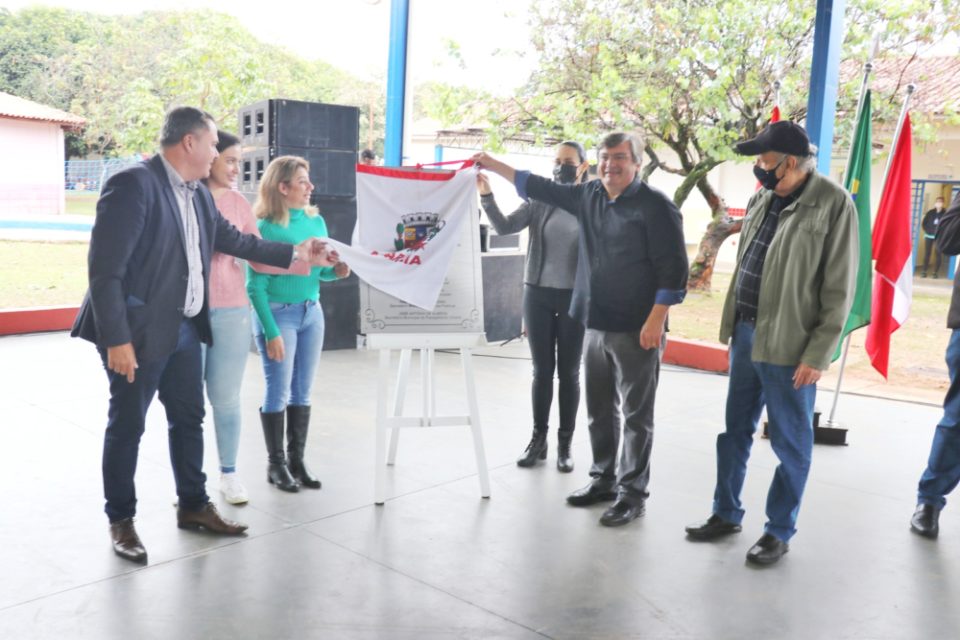 Daniel inaugura a reforma da escola Sementinha