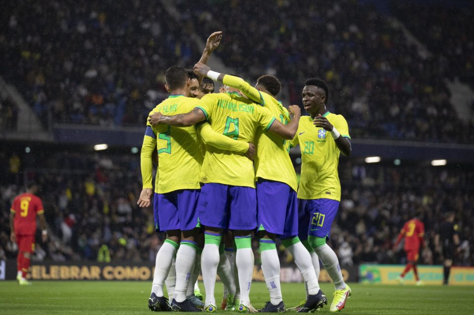 Brasil atropela Gana em amistoso na França com bom futebol