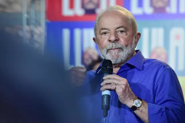 Índice de abstenção é maior entre pobres e mobiliza campanha de Lula