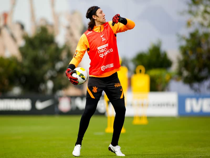 Cássio jogará décima final pelo Corinthians e vai se igualar a Ronaldo