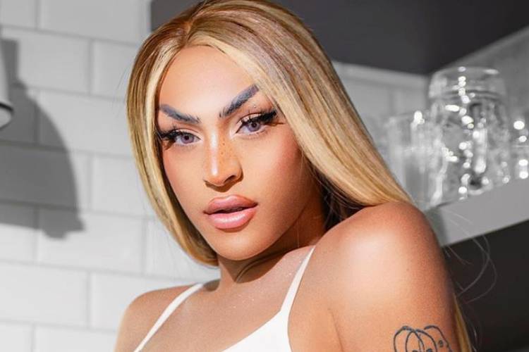 Pabllo Vittar tem contas bancárias bloqueadas pela Justiça