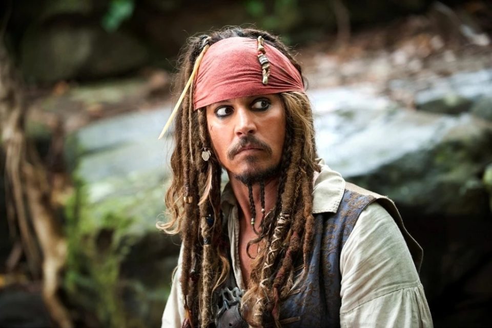 Idosa de SP cai em golpe de ‘namoro’ com Johnny Depp