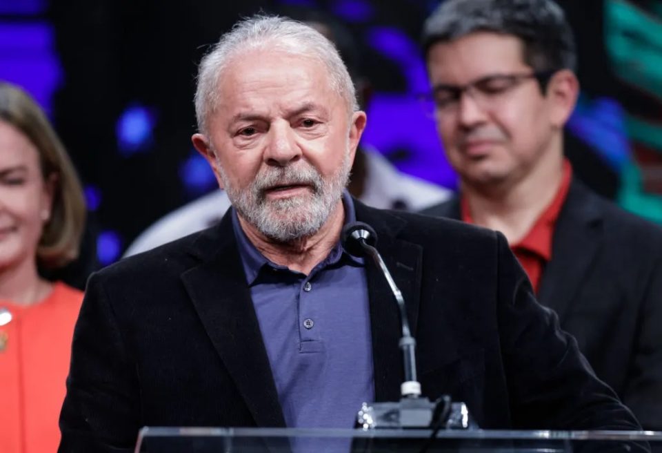 Empresários da 3ª via cobram maior definição do programa de Lula