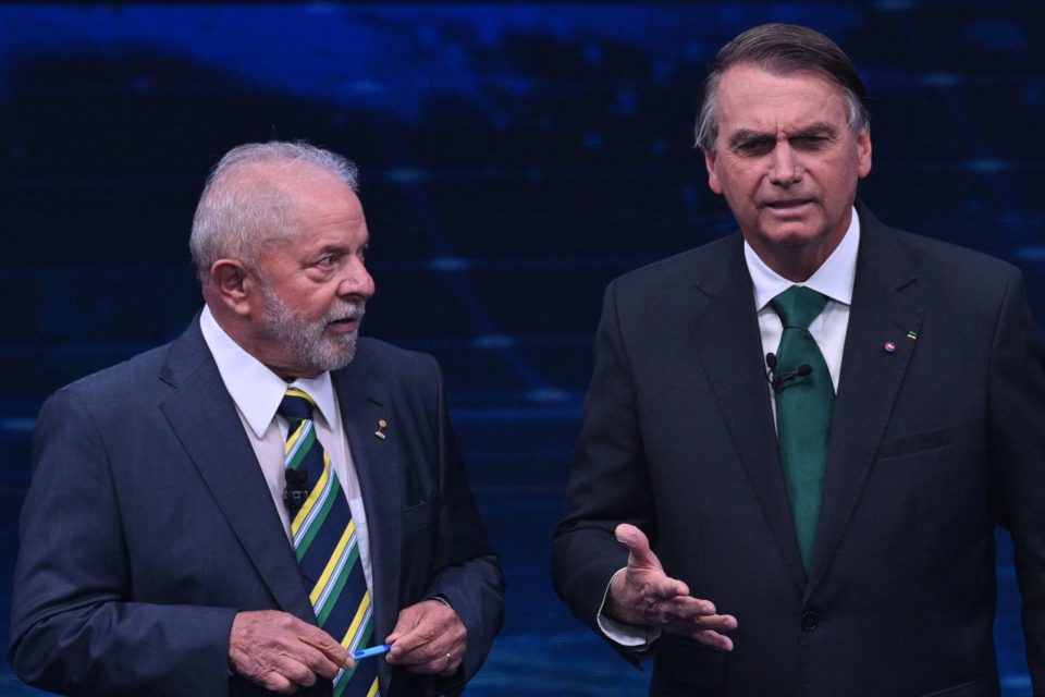 Datafolha: Lula tem 49% no 2º turno e Bolsonaro 44%