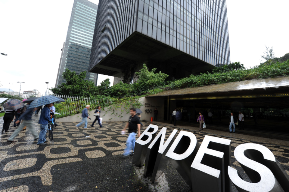 BNDES deve pagar mais R$ 45 bi da dívida com a União este ano