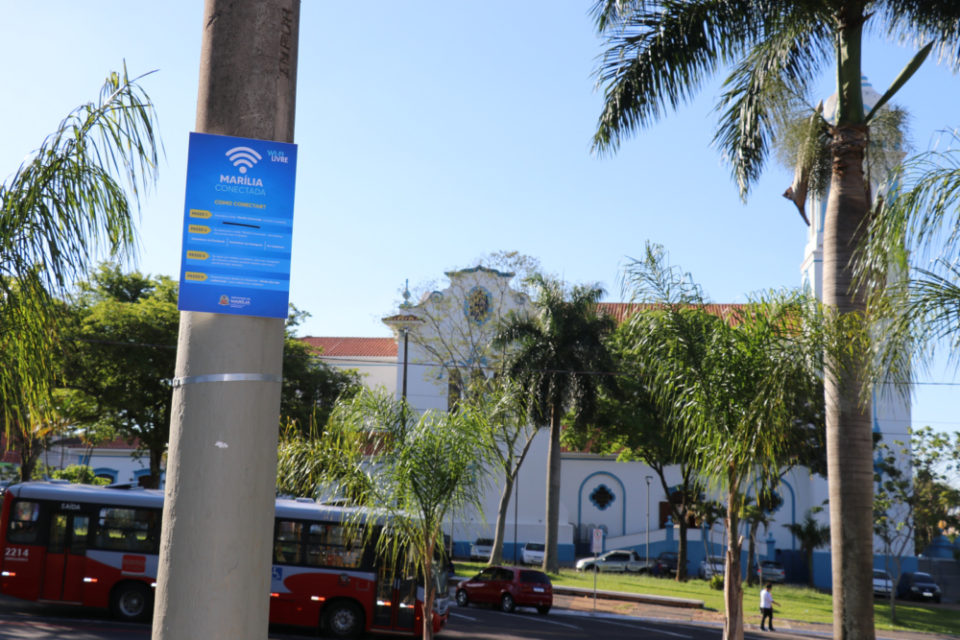 Prefeitura instala wi-fi gratuito e câmeras na Praça Maria Izabel