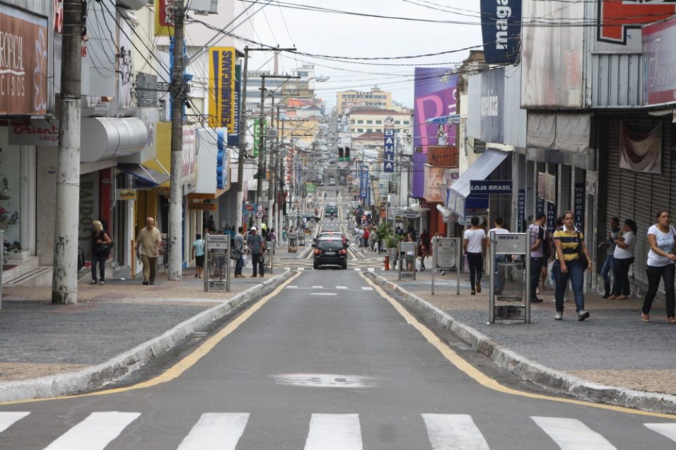 Inadimplência sobe mais de 4% de julho a setembro deste ano