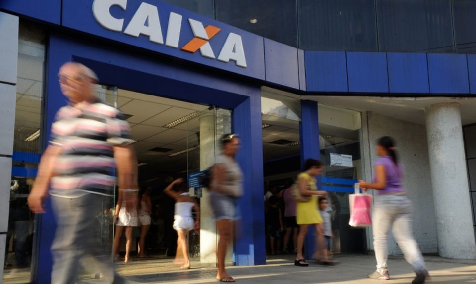 Caixa anuncia renegociação para quatro milhões