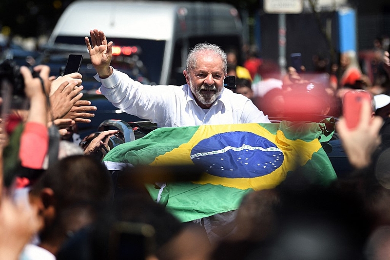 100% das urnas apuradas: Lula teve 50,90% e Bolsonaro 49,10%