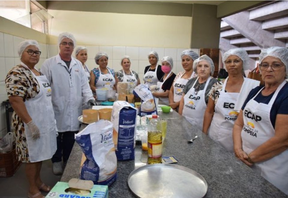 Pompeia inicia curso de fabricação de doces natalinos